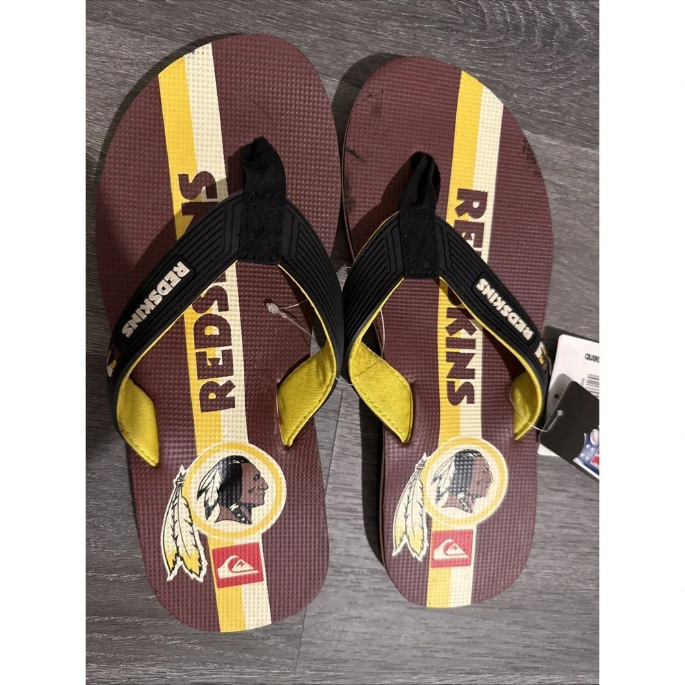 Men's size 8 NFL Washington‎ Redskins Quiksilver flip-flops Commanders Rare